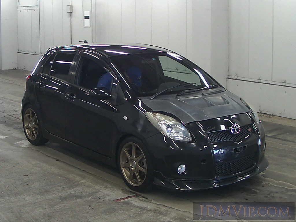 Тойота Vitz RS